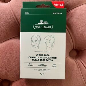Pro Cica Centella Asiatica Tiger Clear Spot Patch - Green and White